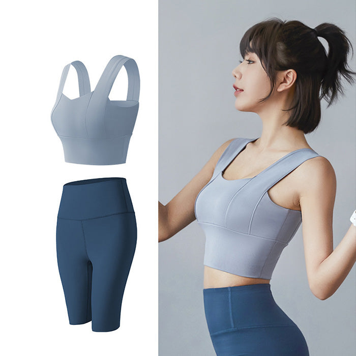 ヨガウェア 上下セット スポーツ ヨガ セット 女性用 2点セット 美パンツ 速乾性 ぴったりフィット 胸パッド付き フィットネス ボディメイク 夏 セクシー