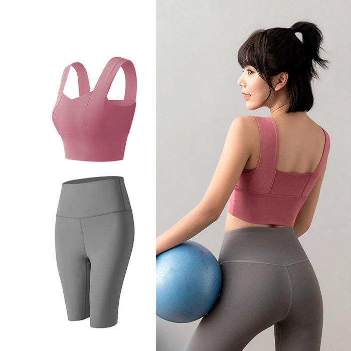 ヨガウェア 上下セット スポーツ ヨガ セット 女性用 2点セット 美パンツ 速乾性 ぴったりフィット 胸パッド付き フィットネス ボディメイク 夏 セクシー