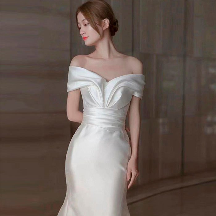 フレンチ サテン ライトウェディング ドレス フィッシュテー ウェディングドレス ホワイト シンプル スリム セクシー ワンショルダー イブニングドレス