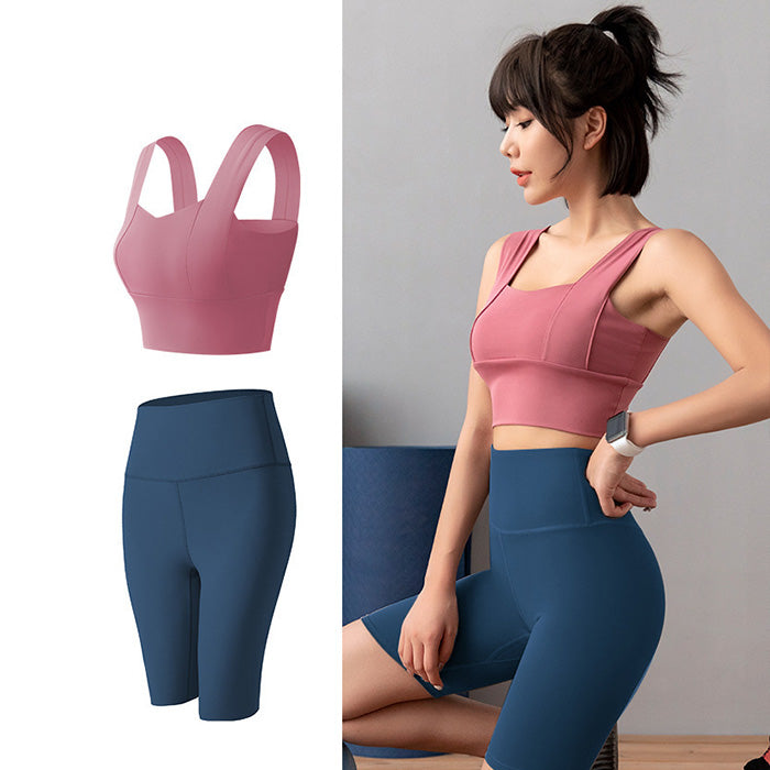 ヨガウェア 上下セット スポーツ ヨガ セット 女性用 2点セット 美パンツ 速乾性 ぴったりフィット 胸パッド付き フィットネス ボディメイク 夏 セクシー