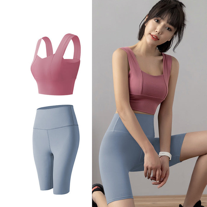 ヨガウェア 上下セット スポーツ ヨガ セット 女性用 2点セット 美パンツ 速乾性 ぴったりフィット 胸パッド付き フィットネス ボディメイク 夏 セクシー