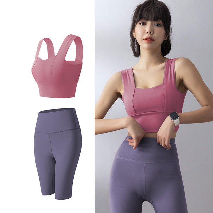 ヨガウェア 上下セット スポーツ ヨガ セット 女性用 2点セット 美パンツ 速乾性 ぴったりフィット 胸パッド付き フィットネス ボディメイク 夏 セクシー